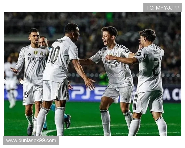 皇马更衣室权力重新分配,队内秩序调整对赛季稳定性带来考验 皇马更衣室权力重新分配,队内秩序调整对赛季稳定性带来考验