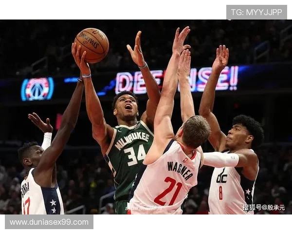 朱利叶斯·兰德尔挡拆助攻提升显著 拉开球队内线攻击空间